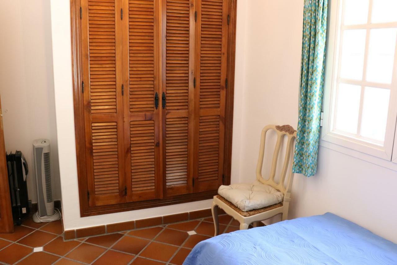 Casa Los Almendros Canillas de Albaida Exterior photo